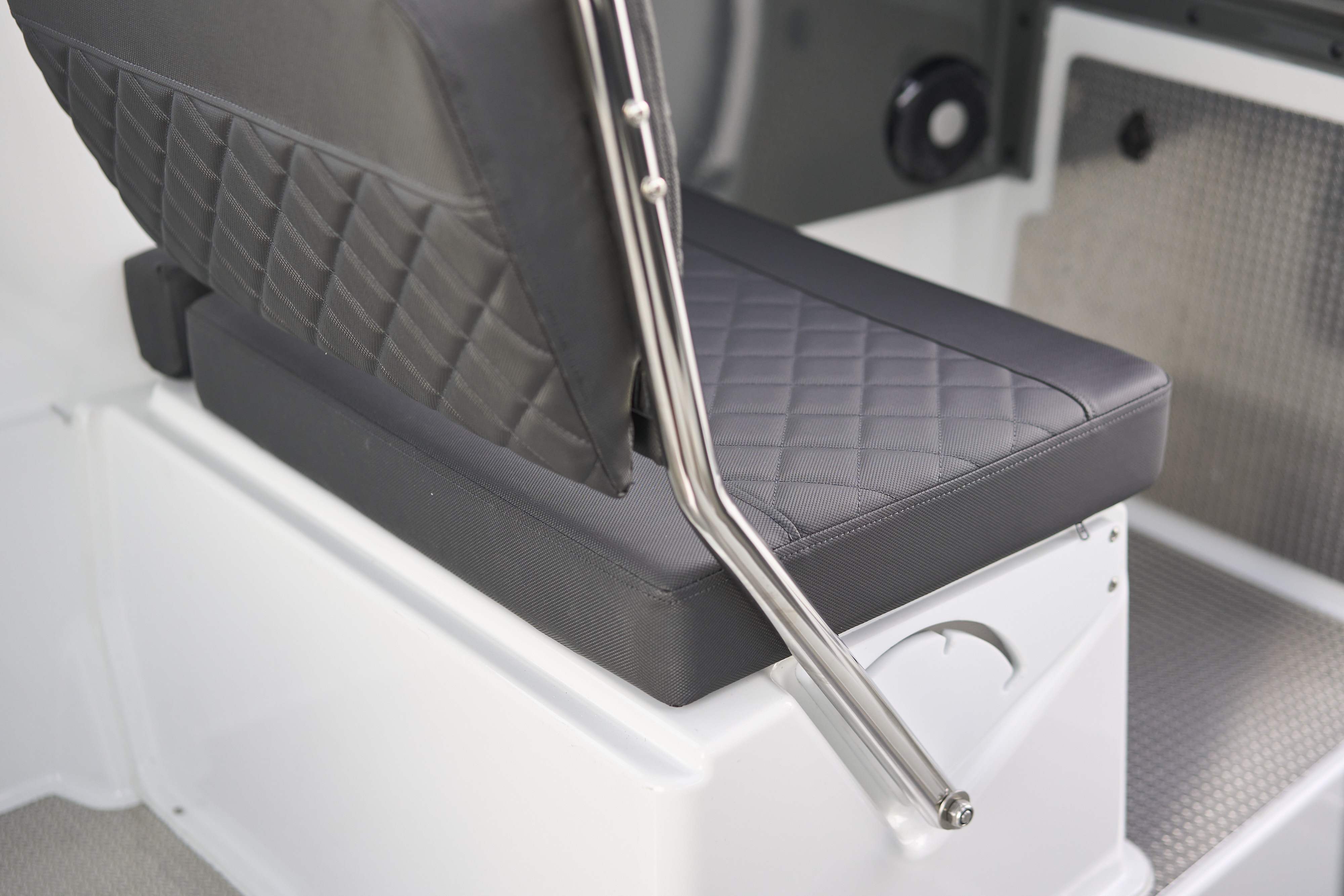 Magnum Cabin | Buster aluminiumbåtar