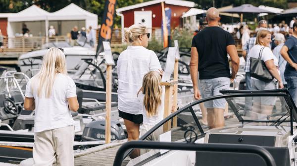 Karlshamn båtmässa i Väggahamnen