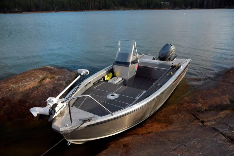 Buster M Fish heittokalastusvene
