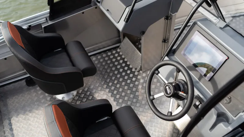 Buster X with Buster Q infotainment system