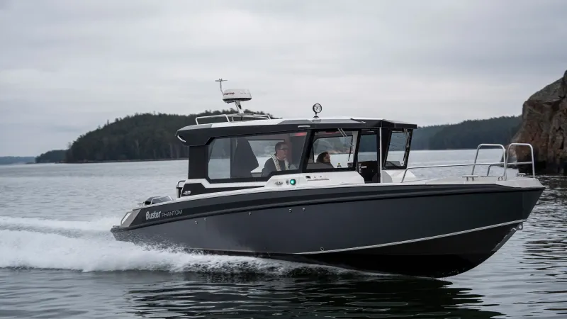 Buster Phantom Cabin has all year-round hull